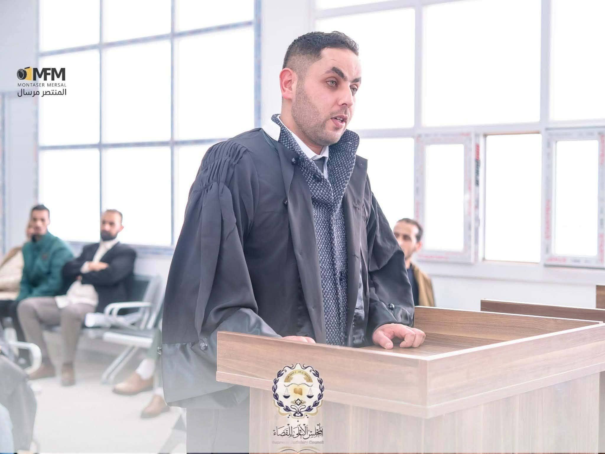 متابعة خريجي الجامعة